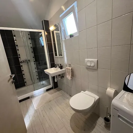 Apartment L&d *